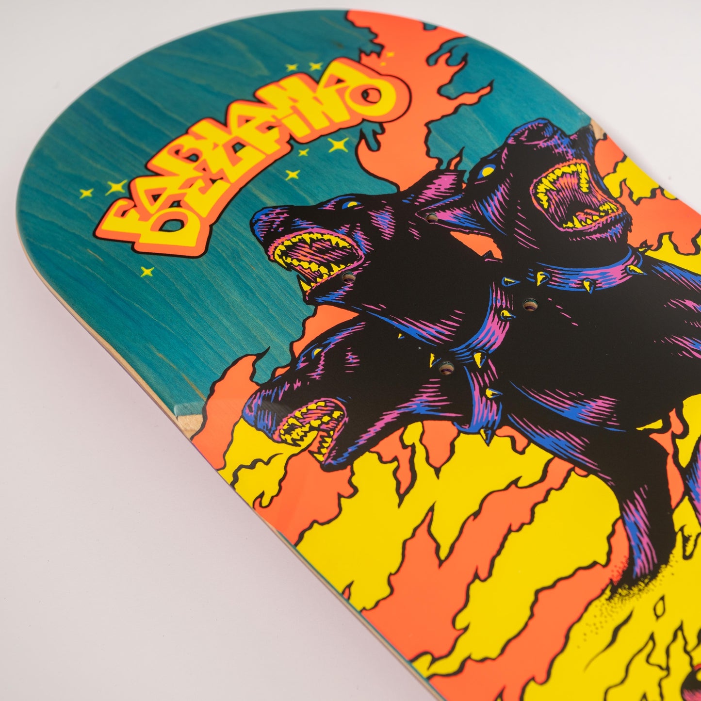 Delfino Inferno Pro 8.25in x 31.60in Santa Cruz Decks