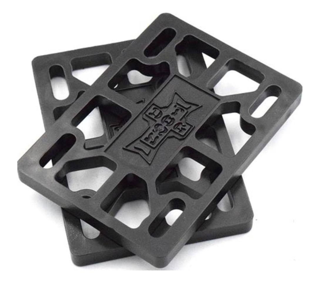 DOGTOWN RISERS 1/8" BLACK