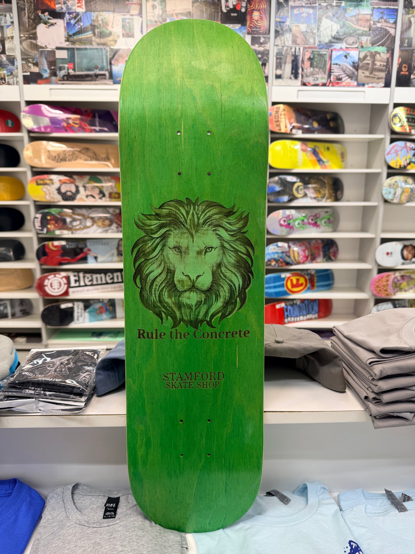 8.25 Lion Skateboard deck | Rule the concrete | SSS