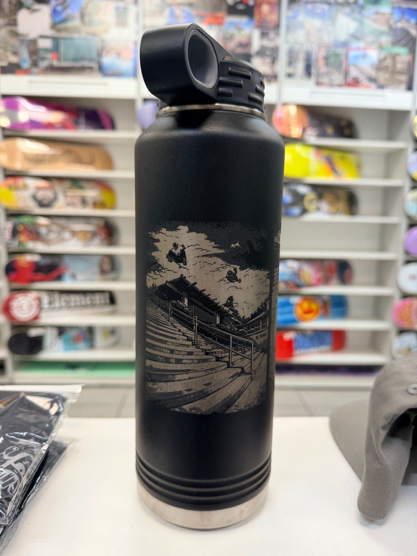 40oz Insulated El Toro Water Bottle